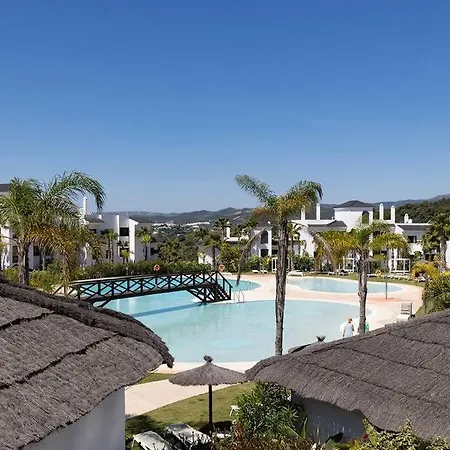 Ground Floor 4 Bedroom @ Hills! Apartment Estepona